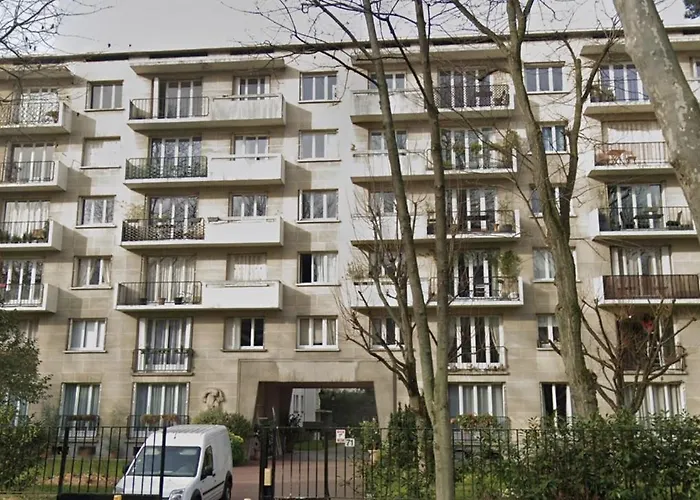 Calme Et Verdure A 2 Pas De Paris